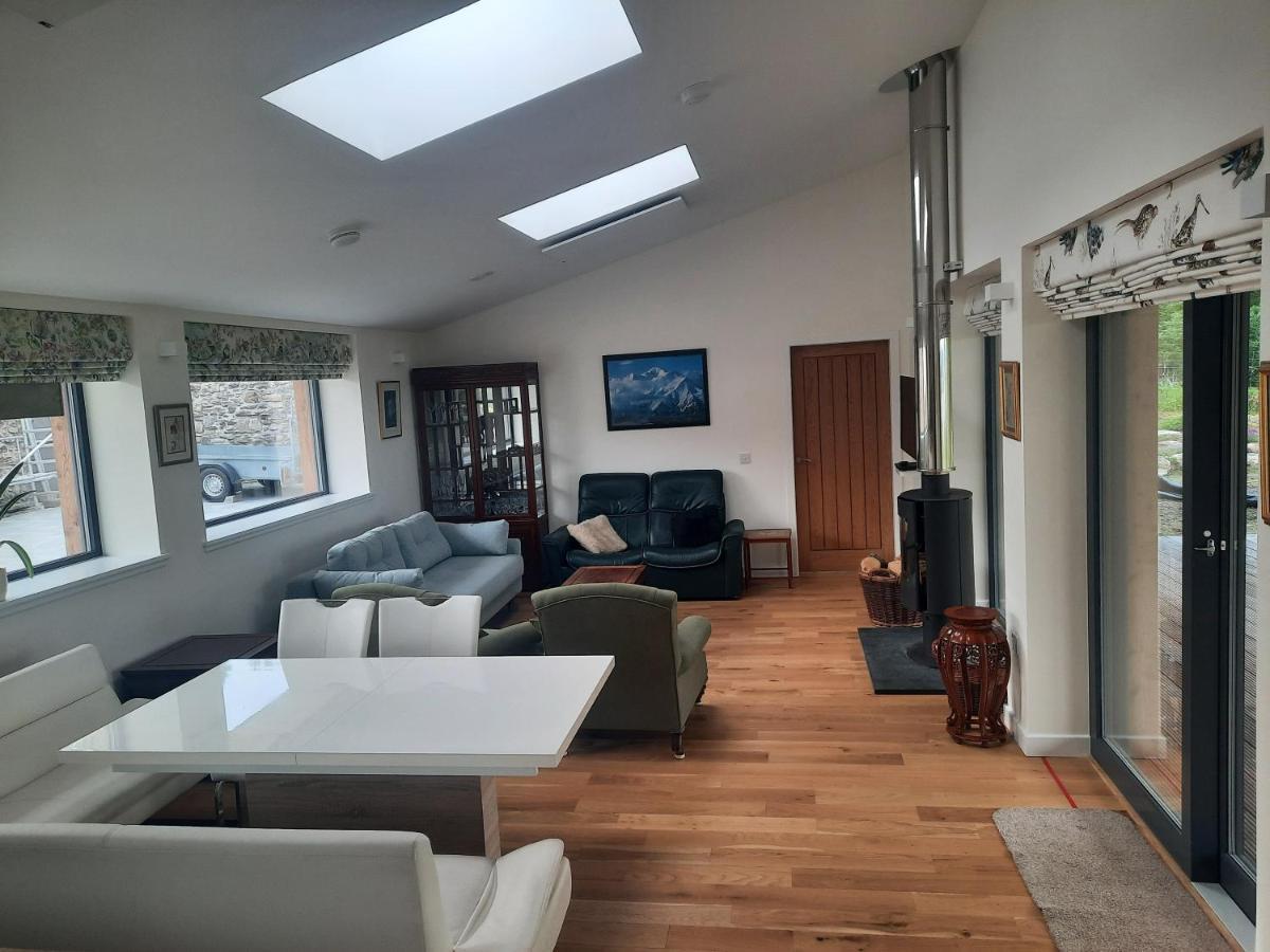 אינברנס Carnmore Cottage מראה חיצוני תמונה